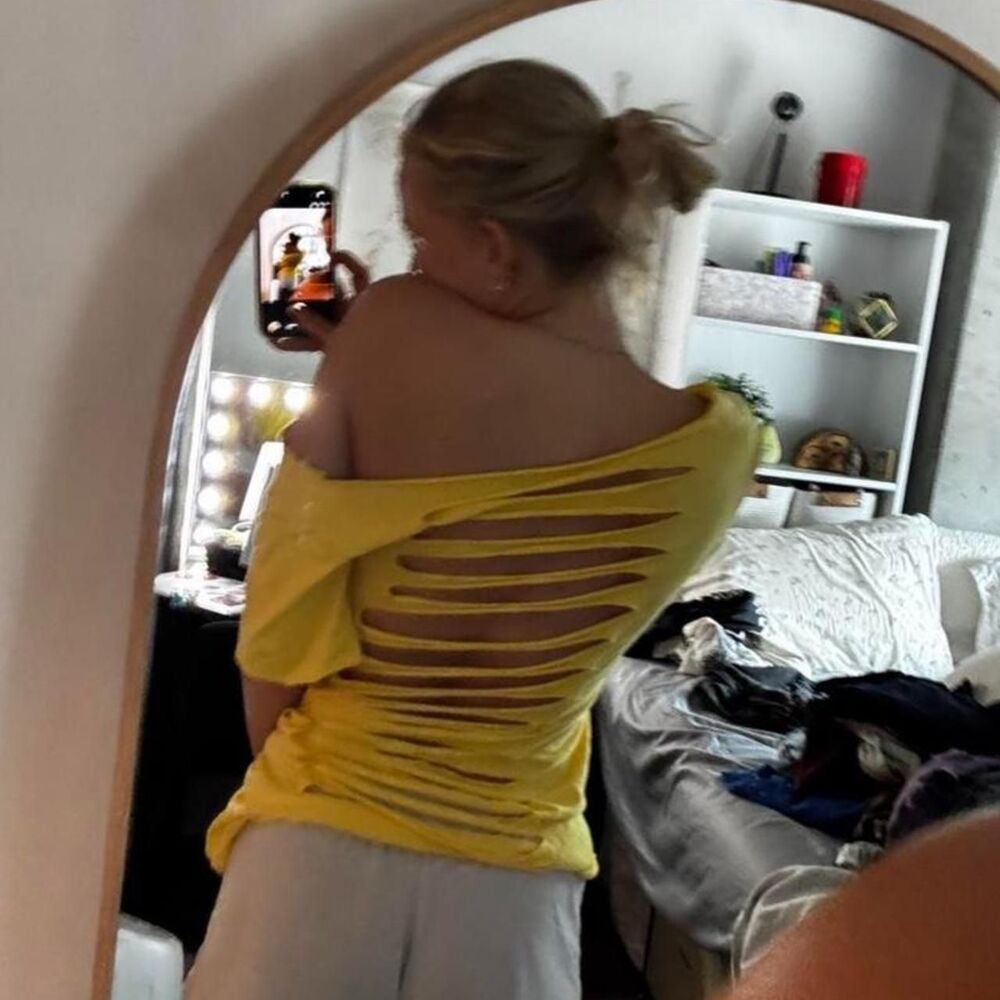 Unbranded Women's Yellow T-shirt